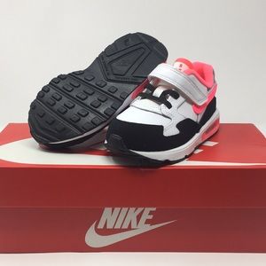 Brand New Toddler Girls Nike Air Max 9c B/W, Pink